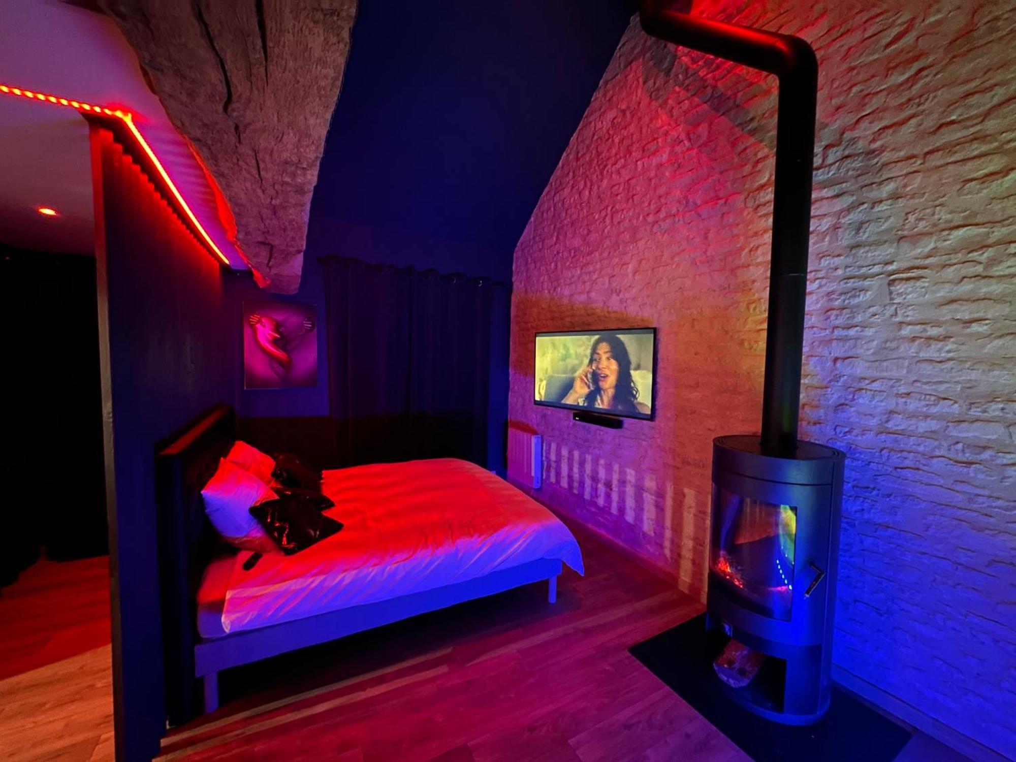 Roomandx-Loveroom-Caen-Bayeux Le Fresne-Camilly Buitenkant foto